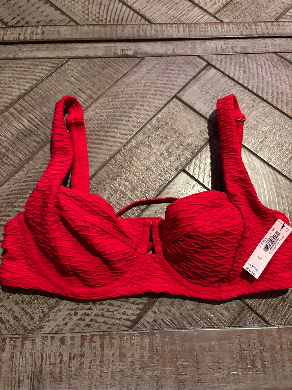 Victoria's Secret Red Textured Underwire Bra